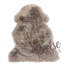 Texel-Lammfell in der Trendfarbe Taupe