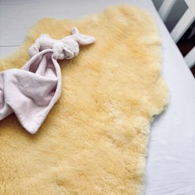 Medizinisches Schaffell für Säuglinge und Kleinkinder